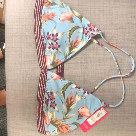 Bathing suit top - Picture 2 of 3